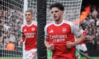 阿尔特塔神了：豪取4连胜，阿森纳三线狂飙，冲击冠军