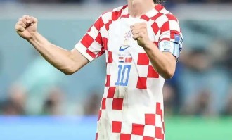 不出成绩出巨星！热刺历史五大球星排名，孙兴慜仅排第5